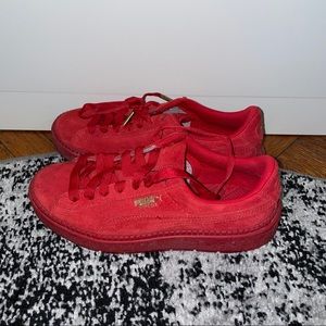 Platform red Puma sneakers